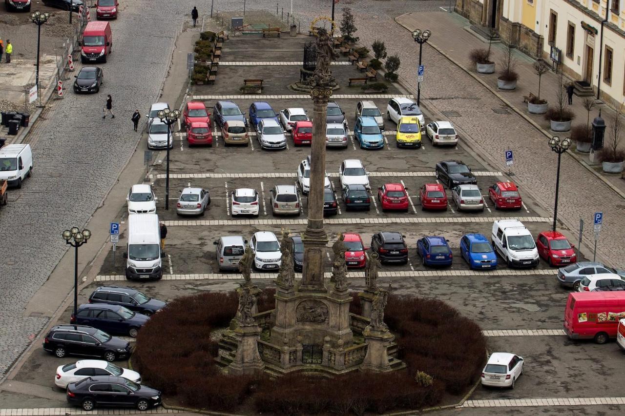 Exkluzivni Apartman V Prizemi V Hradci Kralove Hradec Králové Extérieur photo
