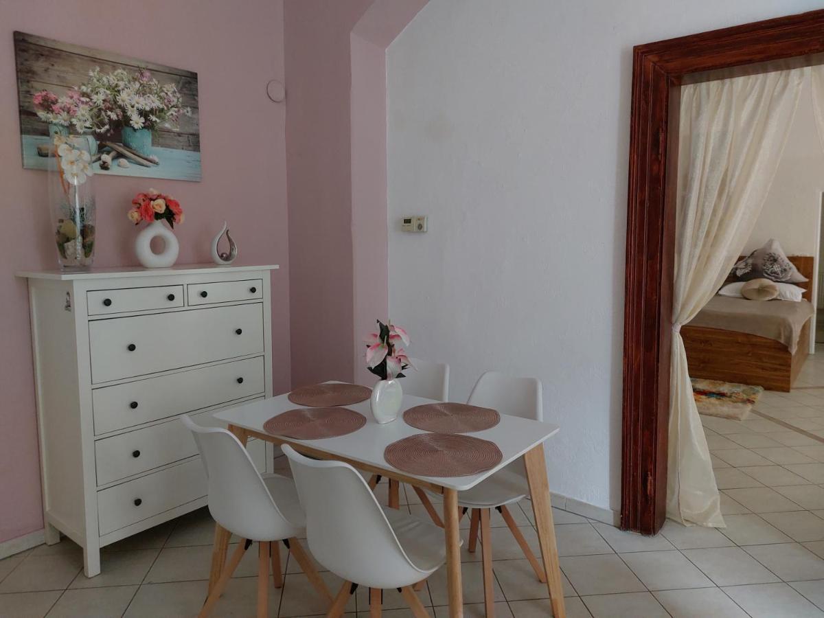 Exkluzivni Apartman V Prizemi V Hradci Kralove Hradec Králové Extérieur photo