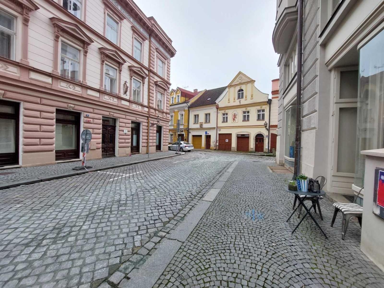 Exkluzivni Apartman V Prizemi V Hradci Kralove Hradec Králové Extérieur photo
